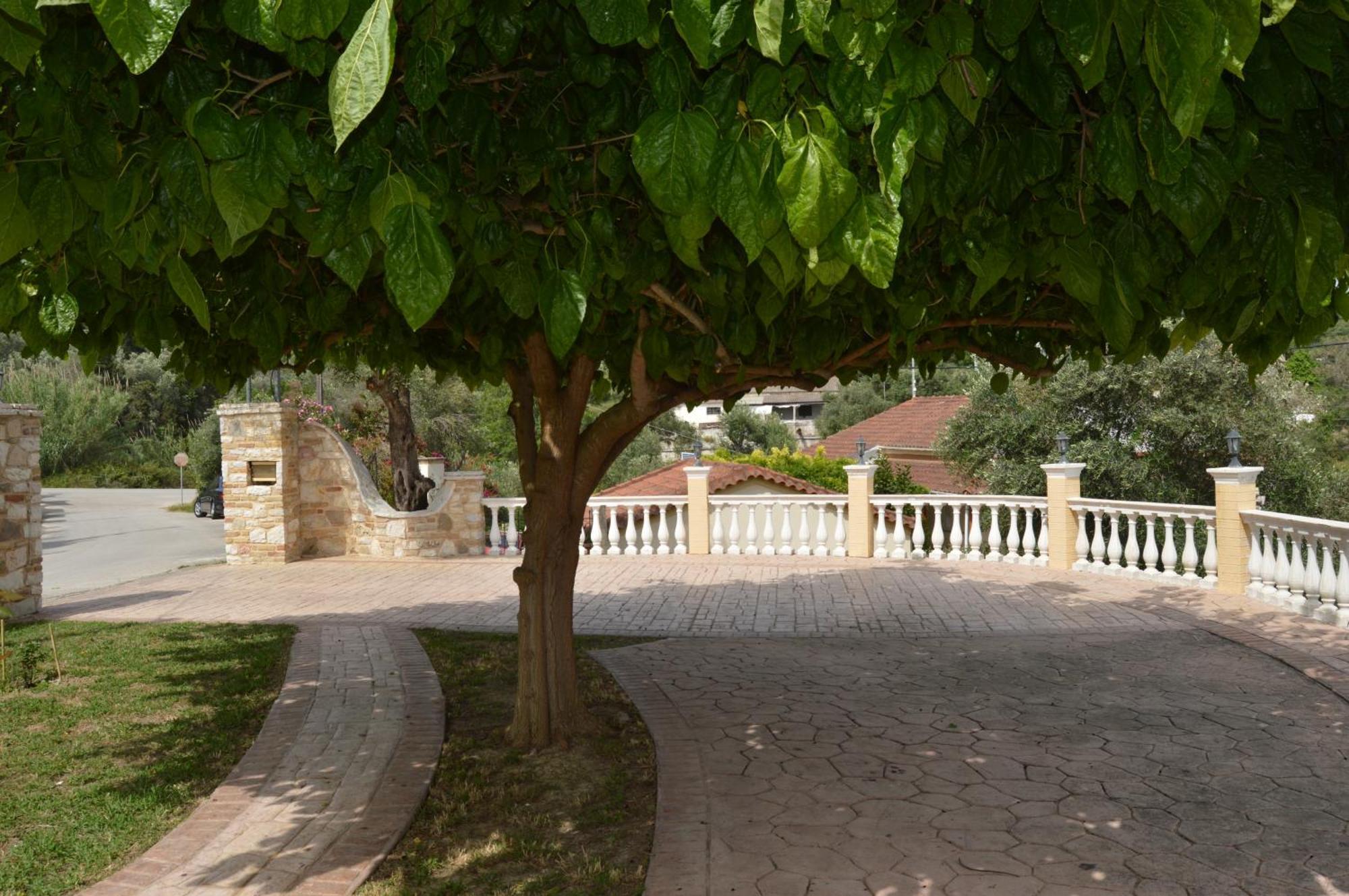 Villa Elena Marathias  Luaran gambar